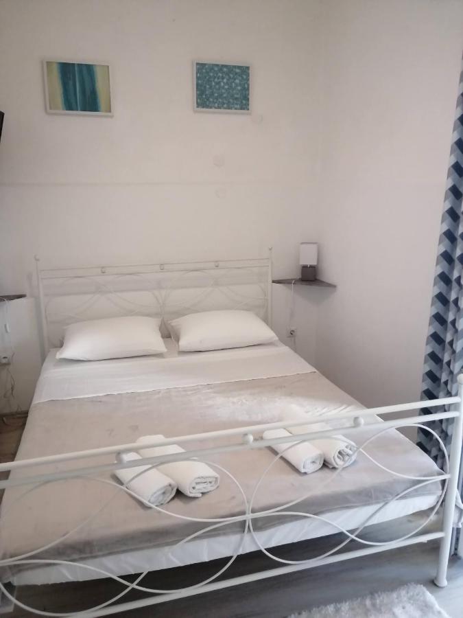 Centar Njivice Apartment Екстериор снимка