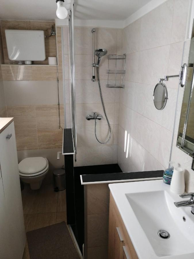 Centar Njivice Apartment Екстериор снимка